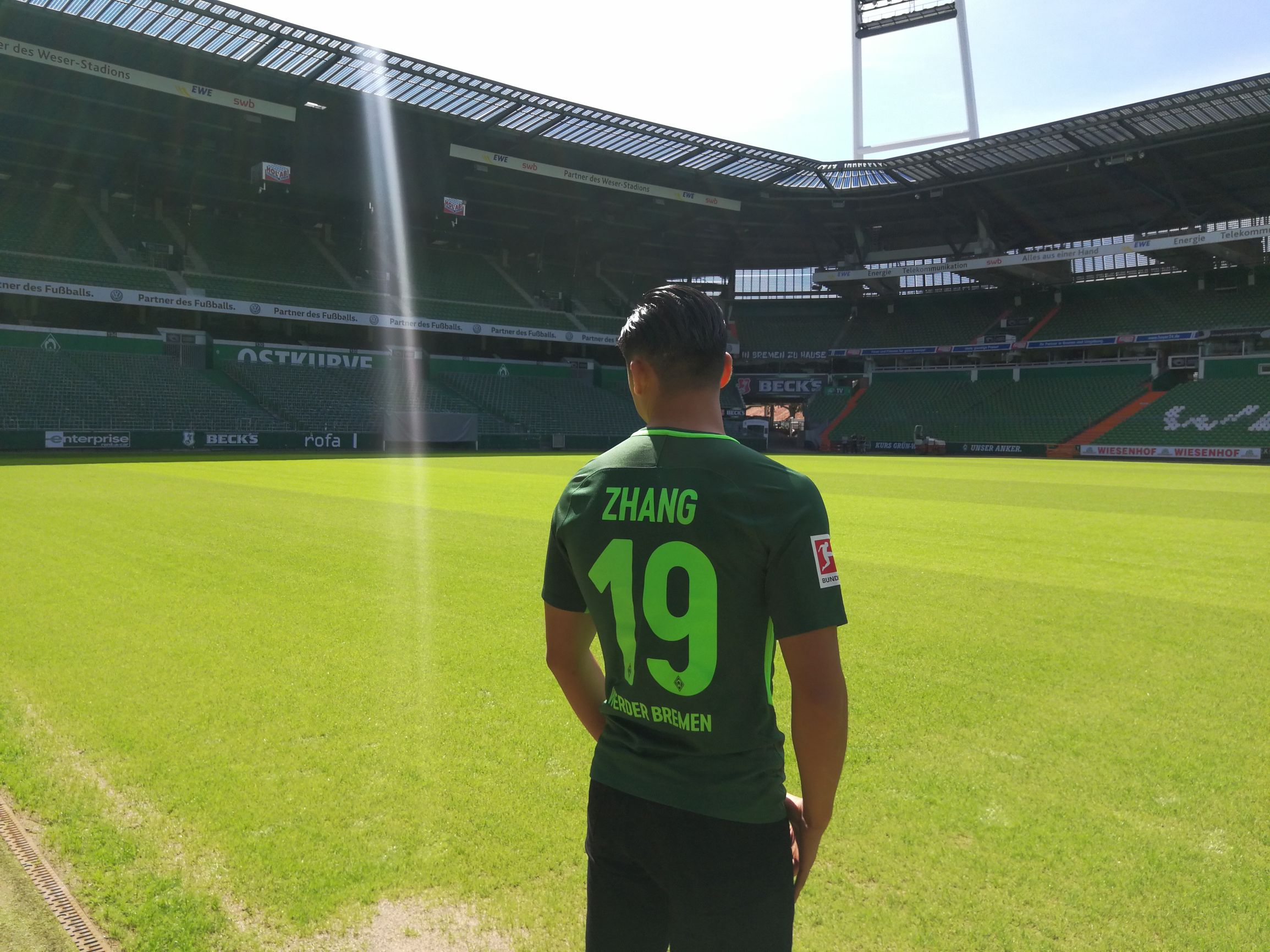 棕榈股份西布朗,棕榈制造