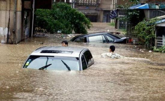 被洪水淹没的汽车怎么处理,车辆被洪水浸泡怎么理赔