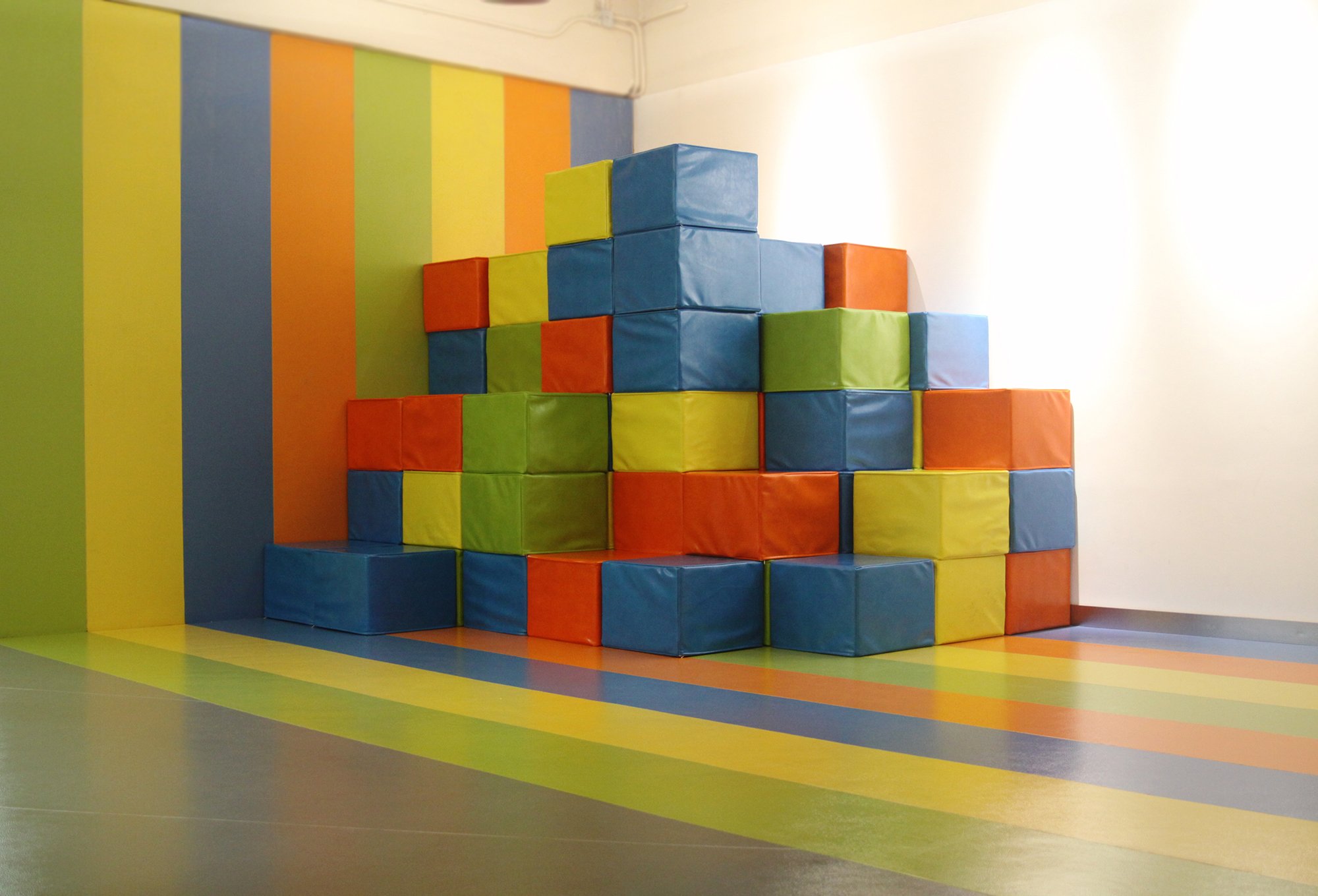 广州天河区的室内儿童游泳池,广州市天河区室内恒温游泳池