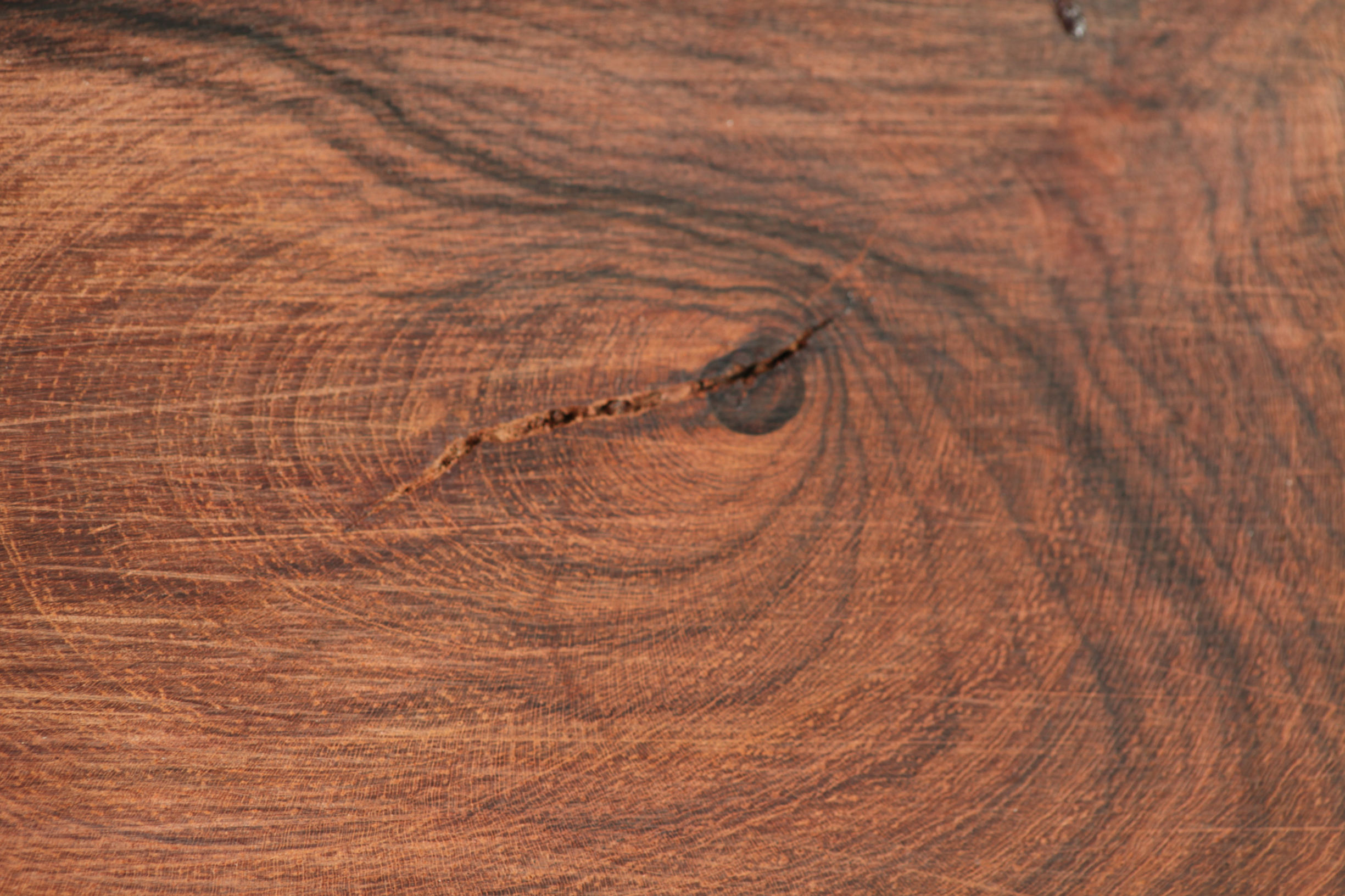 精通鬼脸、棕眼、莹光，会没见过海黄木料的样子？