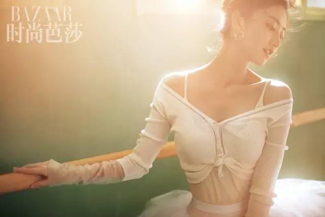 景甜活动照太时尚了美到不行,景甜在娱乐圈的长相