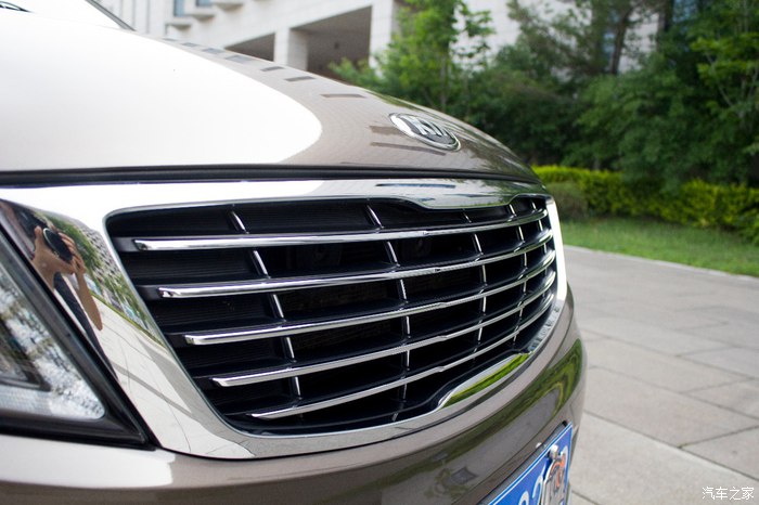 对标本田CR-V颜控选择更实惠的起亚智跑