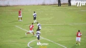 盘点内马尔10大经典任意球破门,经典足球过人集锦