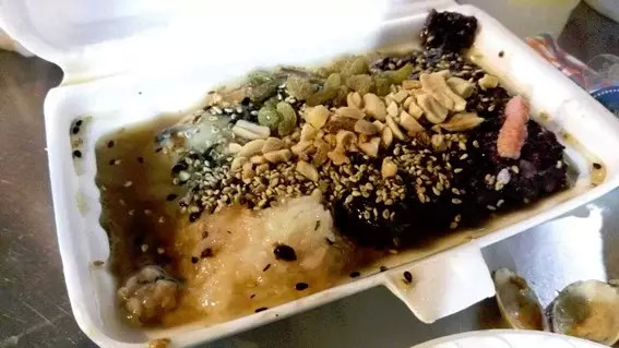 开封鼓楼广场离鼓楼夜市近吗,开封鼓楼夜市营业到几点