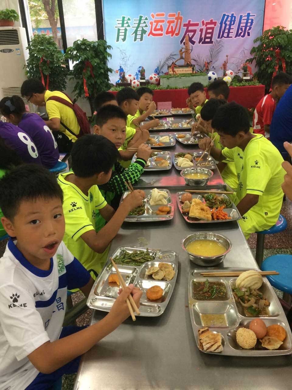 开封市文昌小学足球比赛,周口市文昌小学足球比赛