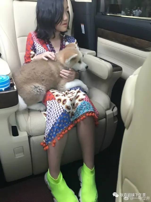 李嫣Style！王菲李亚鹏女儿变身超模05后都出来闯天涯了