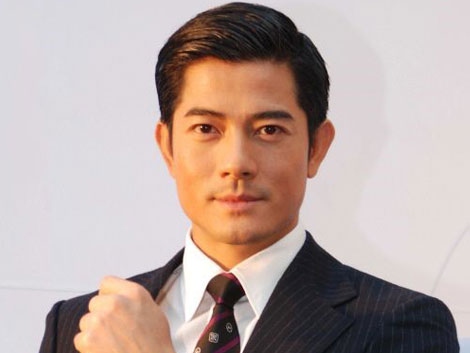 男生能修眉毛么,男生修眉一般去哪里修