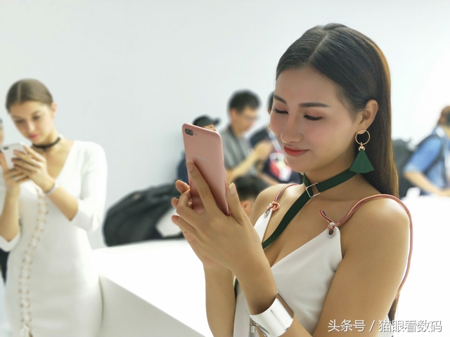 oppor11最新款手机怎么样,oppor11成为最热手机特性