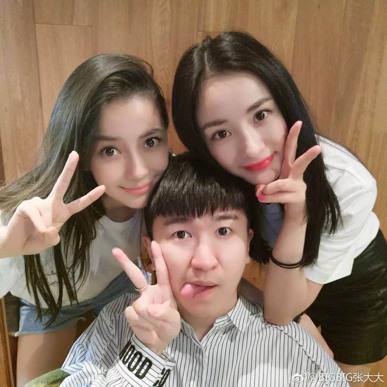 章子怡巴黎时装周白色休闲,章子怡米兰时装周白色裤裙