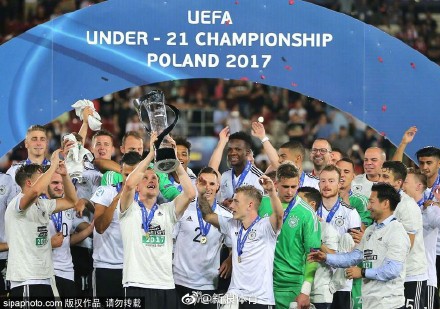 青训足球拉开空间训练,青训该不该讲足球哲学