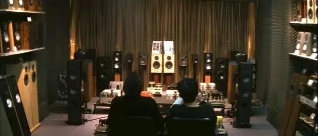 推荐几部非常好看的港片,给大家推荐几部经典港片