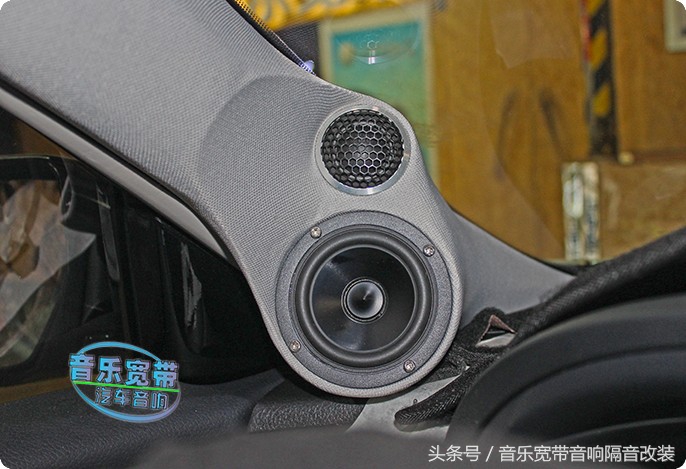 尼桑天籁音响改装,日产天籁音响改装倒模