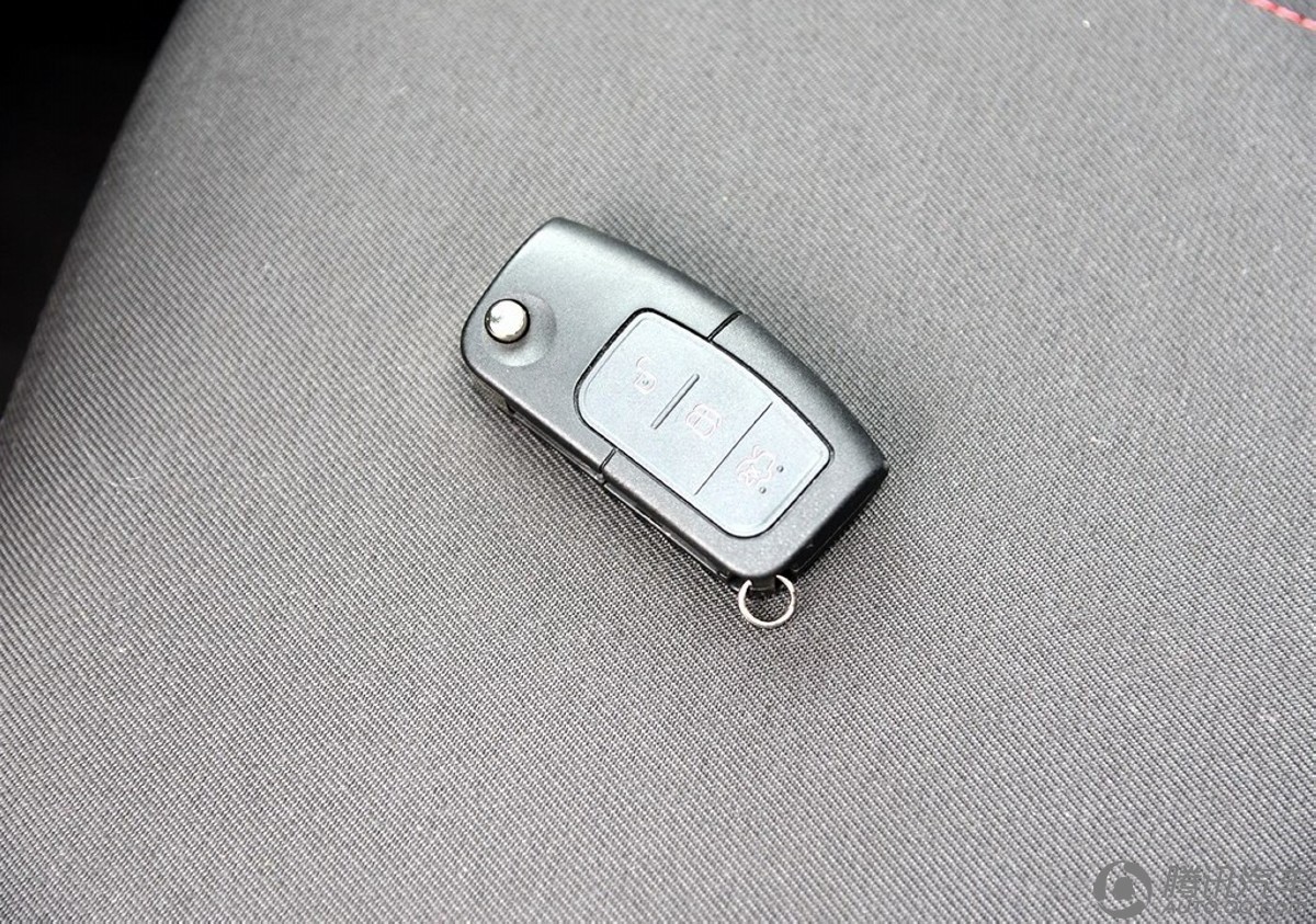 11款嘉年华两厢1.5手动,福特嘉年华1.5l两厢油耗