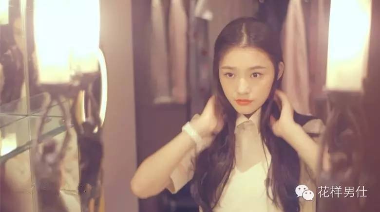 高颜值运动风女孩,运动妹子