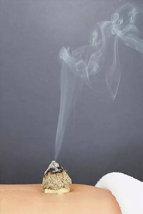 三伏天古法艾灸冬病夏治,三伏天冬病夏治如何艾灸