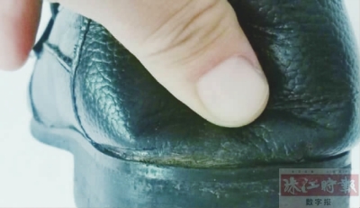 新鞋突然裂开怎么维权,新鞋穿了一天能退换货吗