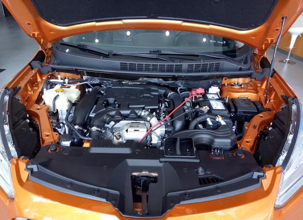 试驾纳智捷优六,最新的纳智捷优6