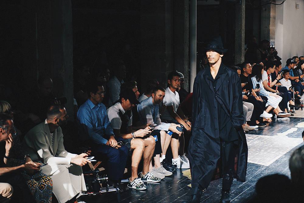 2018巴黎时装周男装视频,巴黎时装周2024完整版男装