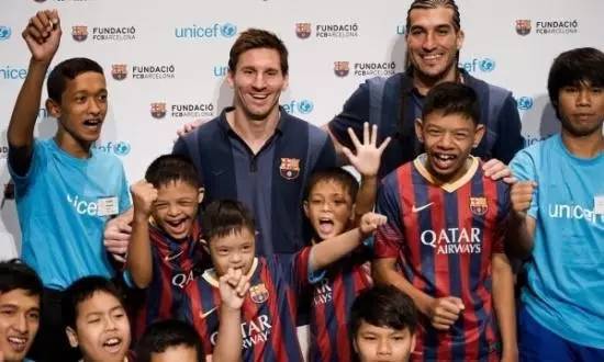 c罗招牌动作广告,c罗首秀宣传