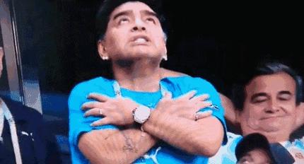 梅西比肩贝利马拉多纳,球王的标准高度