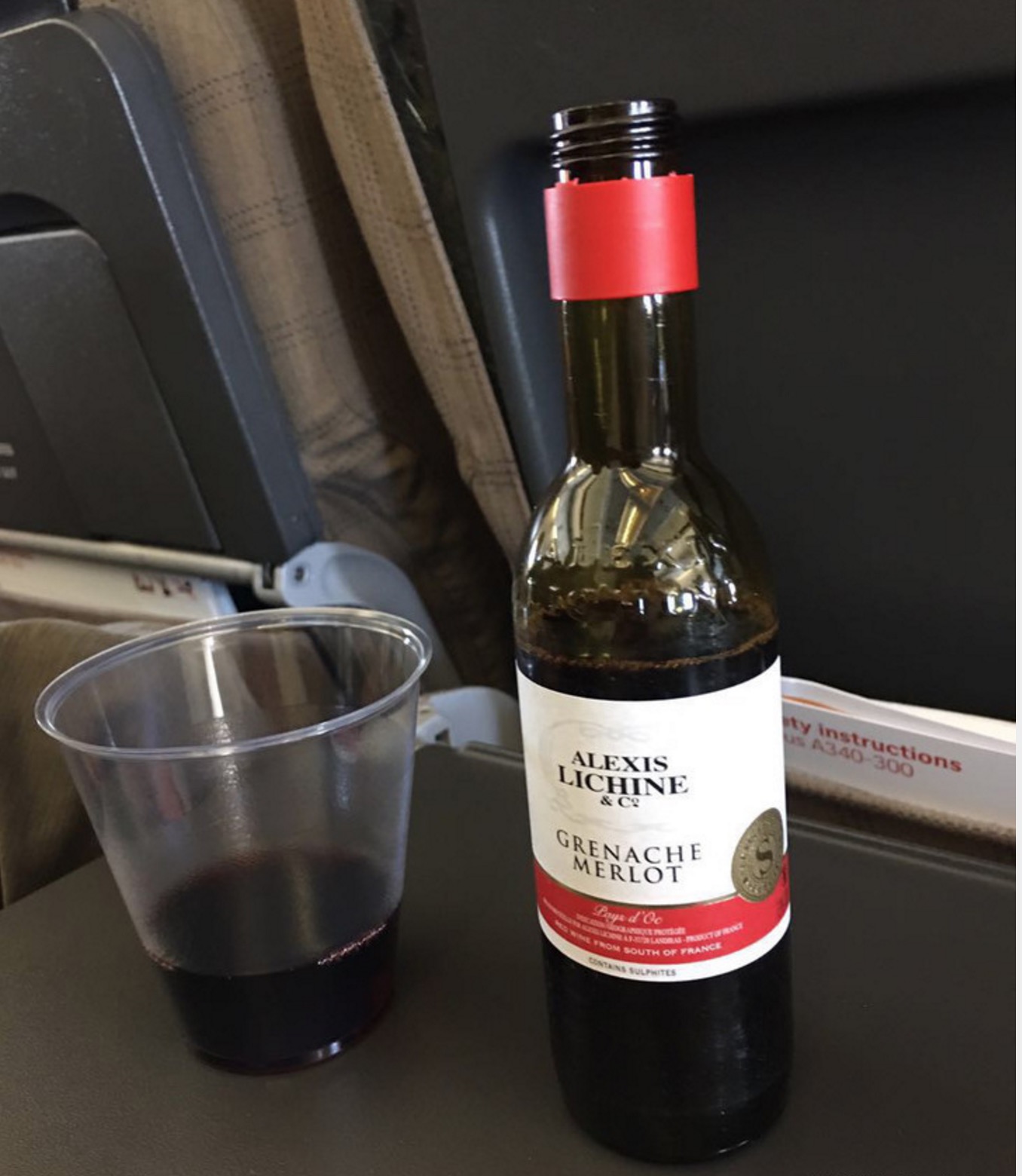 有点想给自己放长假的想法,给自己放个假去看看外面的世界