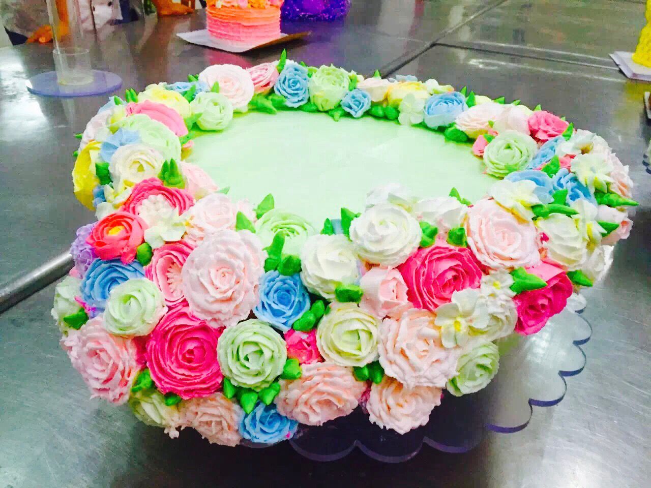 学习做蛋糕?哪里可以学西点?裱花新手看过来~全套的裱花嘴使用技巧打包好了,拿走不谢~