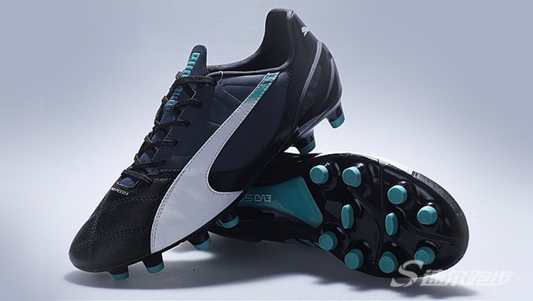 足球鞋材质小科普,最实用脚感最好的足球鞋