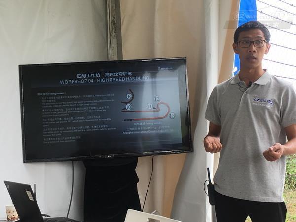 人不能穿新鞋寓意,人不能穿黄色鞋子吗