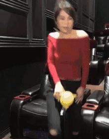 奶茶妹妹生了孩子气质不再！杨幂眼窝凹陷老十岁!AB的眼袋很惊人！