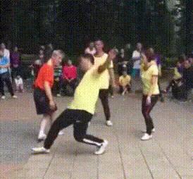 美式台球开球进黑八,美式台球第一杆进黑球