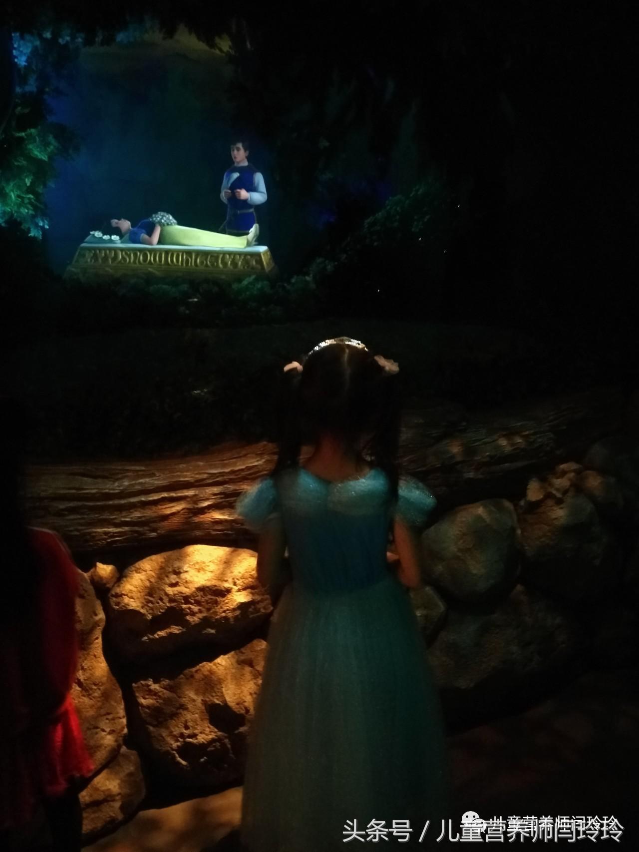 迪士尼实现小朋友们的公主梦,迪士尼是每个女孩的公主梦