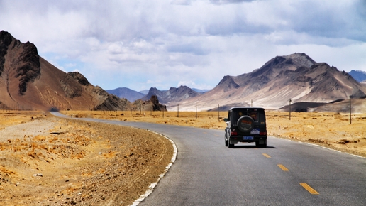 开着大通g50进藏,开奔驰g500去市区