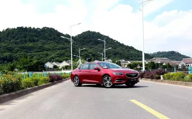 24款新君威试驾,新君威评测2.0