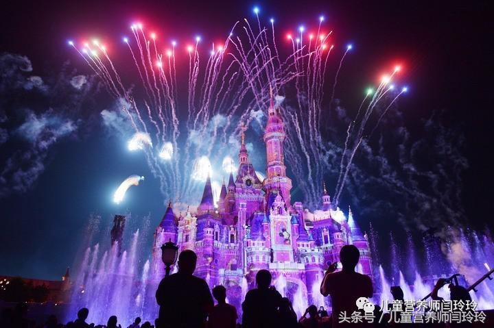 下雨天去迪士尼玩有影响吗,下雨天的迪士尼巡游