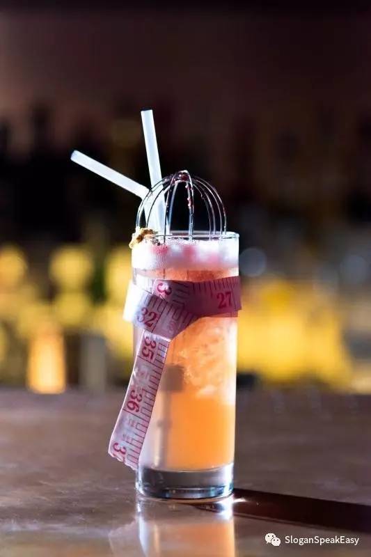 朋友开个店，卖酒的！一滴入魂Slogan！