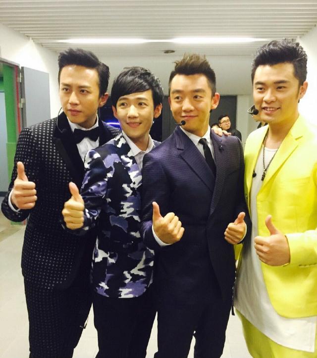 阿牛一首桃花朵朵开,阿牛桃花打朵朵开