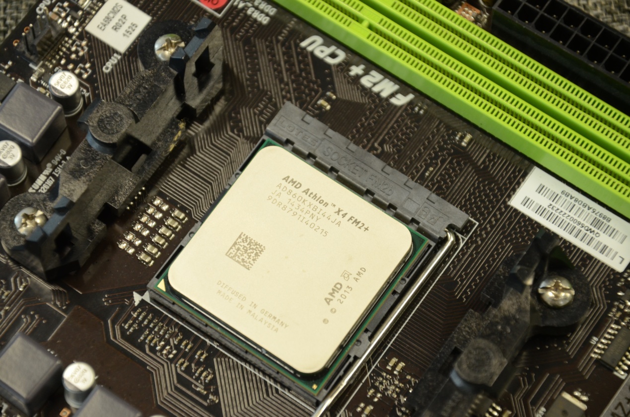 千元级真四核平台!磐正AA68装机秀!