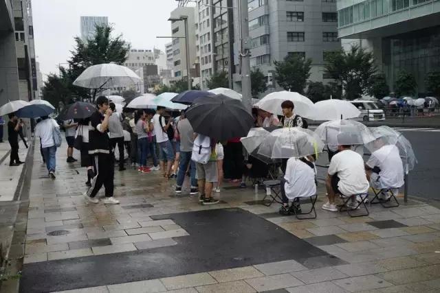 真假品牌店的识别,真假混卖