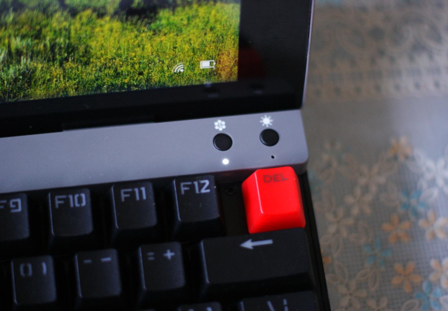 “一对多”的畅快体验——佰思川MK75+无线双模机械键鼠套装体验