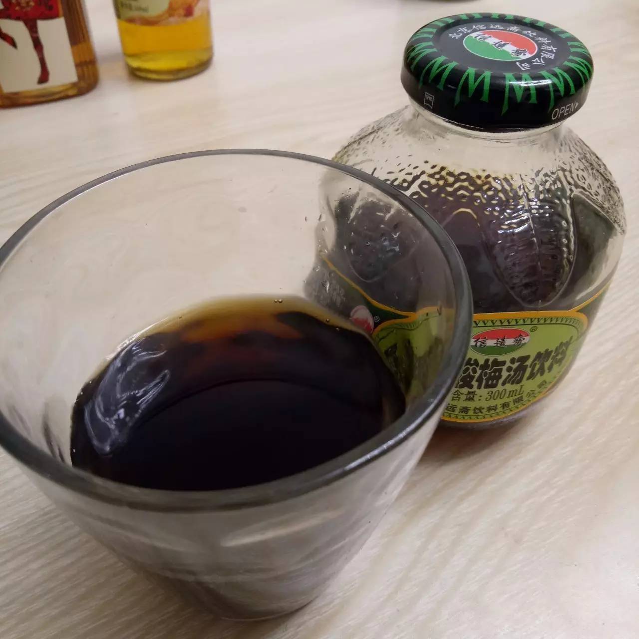 史上最走肾饮料测评！炸裂了膀胱，粉碎了味蕾