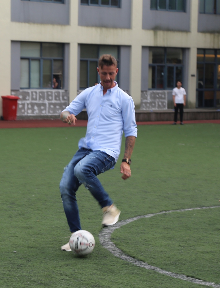 皇马足球夏令营每次训练内容,2017皇马夏令营荣耀揭秘