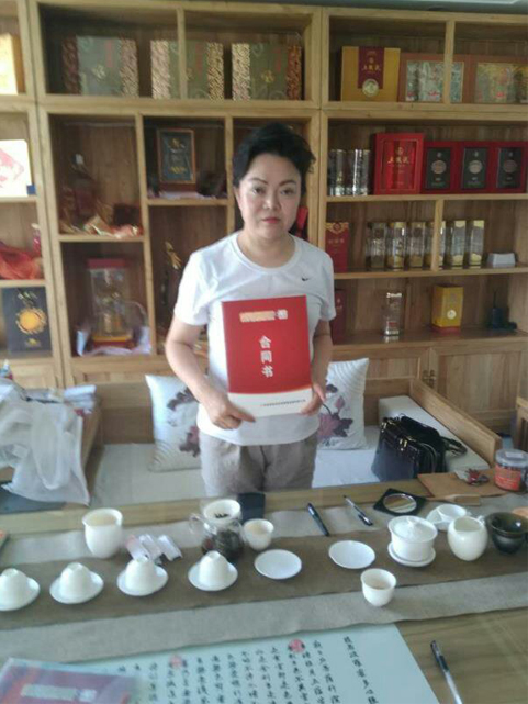 一天签约三位加盟商,一天签约32个门店