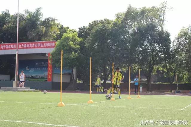 2018龙岩市中小学生足球联赛,充满激情足球比赛