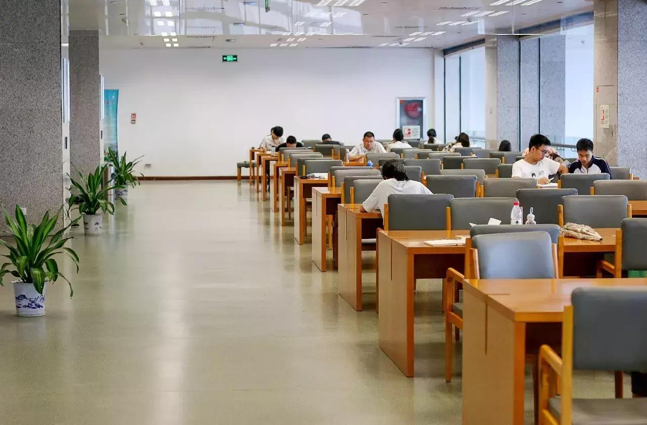 湖北省图书馆在哪里休息,省图书馆武汉怎么预约