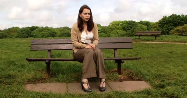 她在《权力的游戏》里一脱成名，却从此走上了实力派的光辉大道