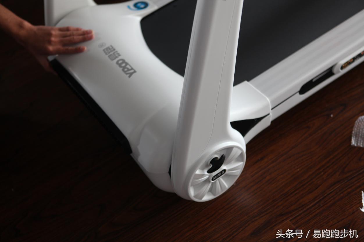 易跑跑步机mini3开关功能解说,易跑mini3跑步机使用教程视频