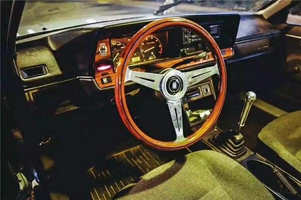 回忆｜旅行车里的老大哥——桑旅