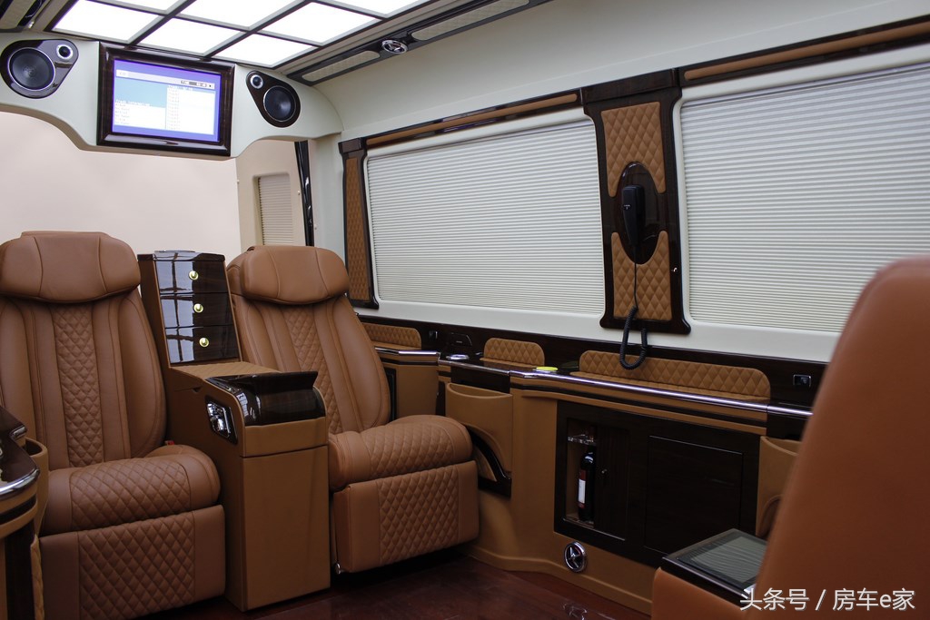 21款奔驰斯宾特四驱b型房车,奔驰sprinter斯宾特b型房车自驾游