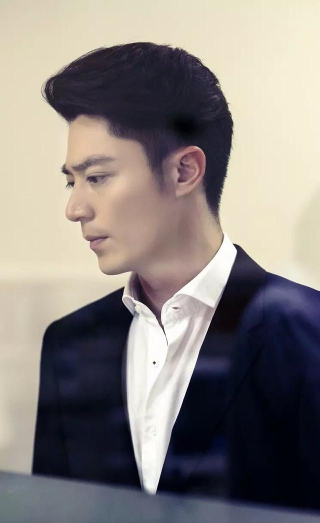 2017十大中国男明星人气排名,国民公认最帅男明星