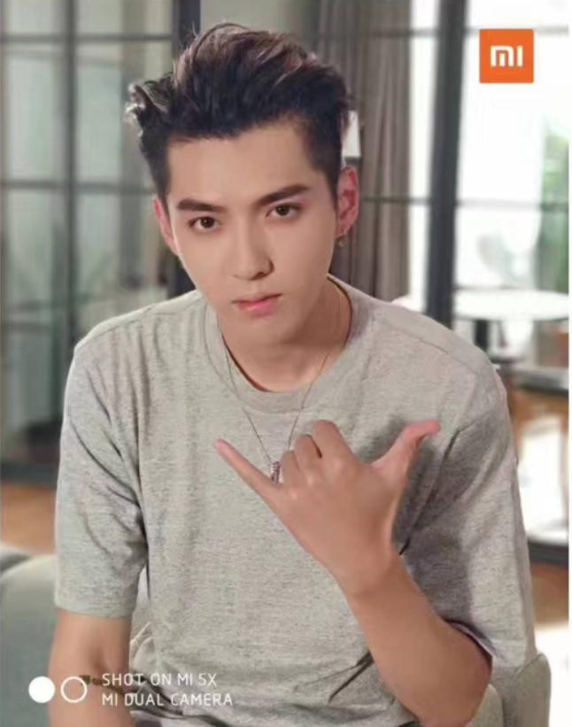 雷军拍照,雷总霸气照片